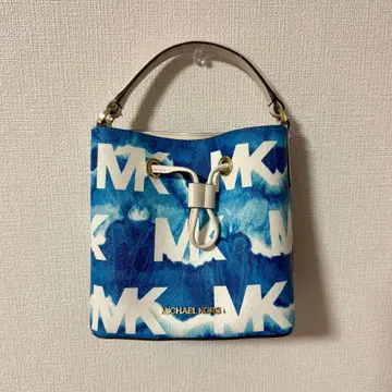 MICHAEL KORS 블루 화이트 로고 핸드백