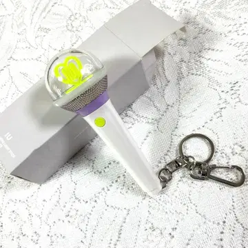 IU 2024 월드 투어 미니 라이트 스틱 키링