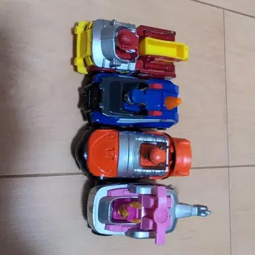 PAW PATROL 정품 미니카 세트 4대 빨간색 파랑 오렌지 핑크