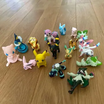 포켓몬 몬코레 외 피규어 묶음 판매 피카츄 이브이 진화계 등