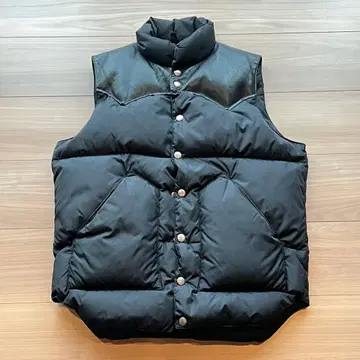 블랙 다운 베스트 퀼팅 베스트