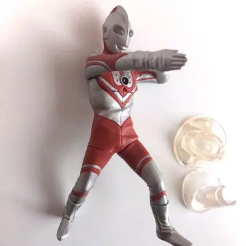 조피 궁극의 루미너스 울트라맨 16