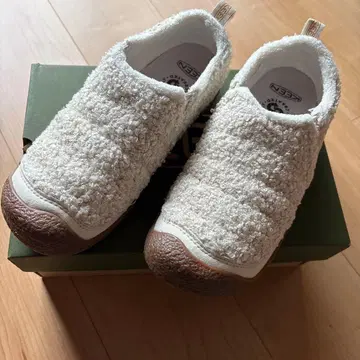 킨 keen 미사용 새상품 하우저 투 25cm