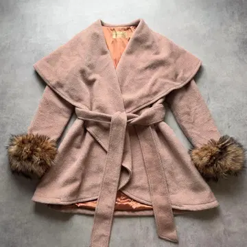 [ ROYAL PARTY ] 로얄 파티 퍼 케이프 벨티드 코트