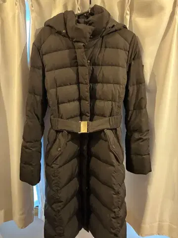 [ 새상품급 ] GUESS 블랙 롱 다운 자켓