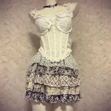 헤이세이 갸루 00s 플라워 프릴 플레어 스커트 히메 스타일 그런지