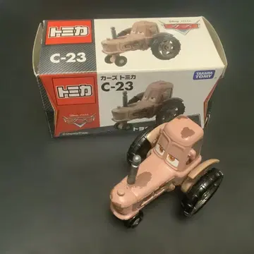 토미카 카즈 트랙터