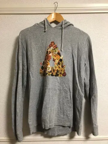 nano 플라워 프린트 A자 모티브 후드티 그레이