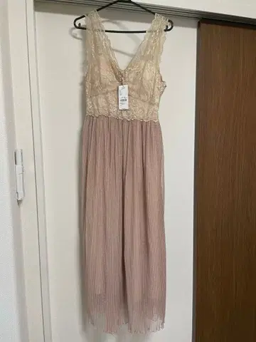 메종 드 플뢰르 레이스 절개 튜튜 드레스 M 사이즈