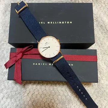 Daniel Wellington DW 클래식 손목시계 네이비