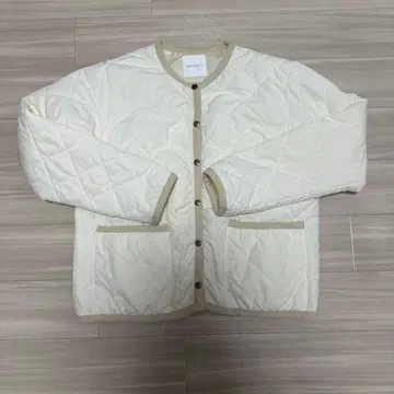 BONLECILL 아이보리 퀼팅 자켓