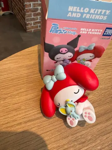 마이멜로디 어깨 쿵 hug