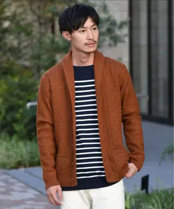 새상품급 쉽스 브라운 케이블 니트 가디건