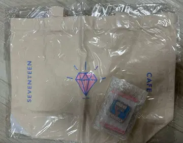 [미사용 새상품] 세부치 카페 런치 토트백 캐럿 배지 세트