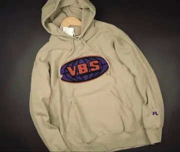BAYFLOW 베이지 V.B.S. 자수 후드티