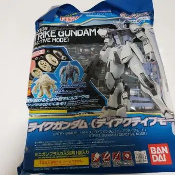응모 차고 1/144 스트라이크 건담 미조립
