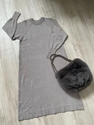 [새상품급] PLUS OTO.HA 플러스오토하 긴팔 니트 원피스