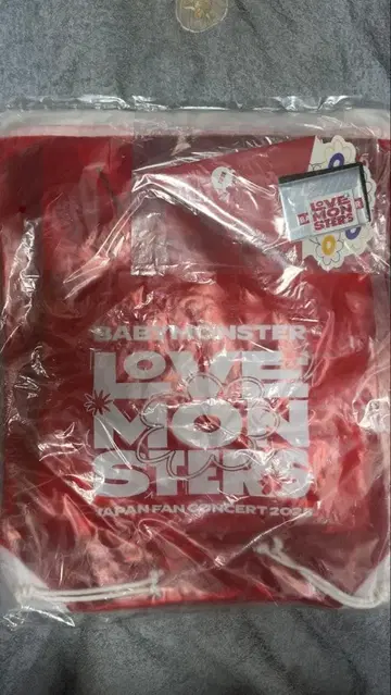 미개봉 BABYMONSTER 2025 SS석 한정판 오리지널 굿즈