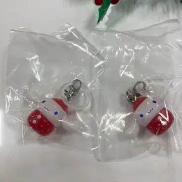 산리오 딸기 메지루시 액세서리 시나몬 롤