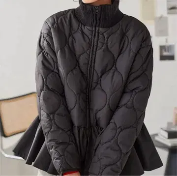 고베 레터스 페플럼 퀼팅 자켓