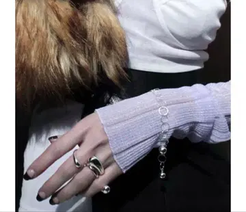 처분 가격 Halo vine bracelet