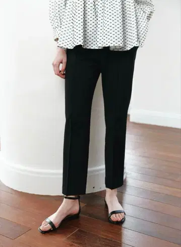 OHGA 슈퍼 슬림 레그 팬츠 S 사이즈