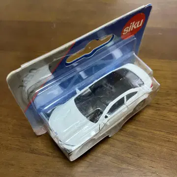siku 1450 화이트 미니카