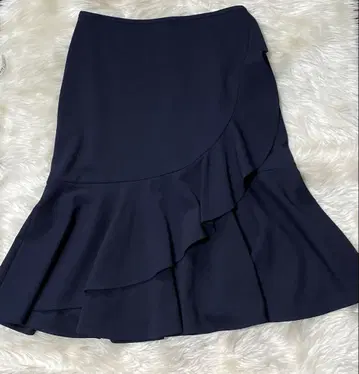 캘빈 클라인 네이비 드레이프 플레어 스커트 사이즈 4