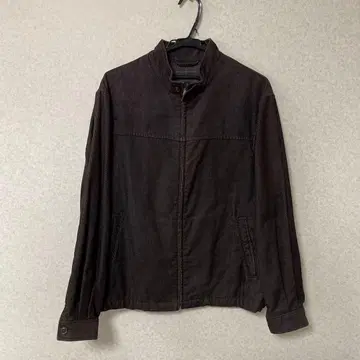 온워드 다크 브라운 점퍼