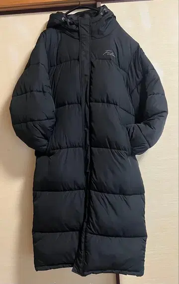 Fila 후드 부착 블랙 다운 코트