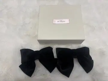 the virgins 헤어 액세서리