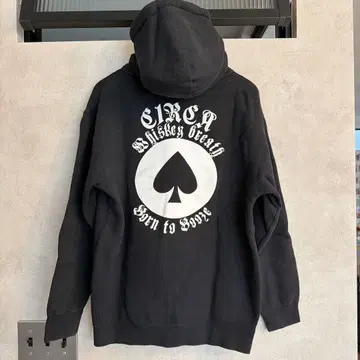 C1RCA 서카 집업 후드티