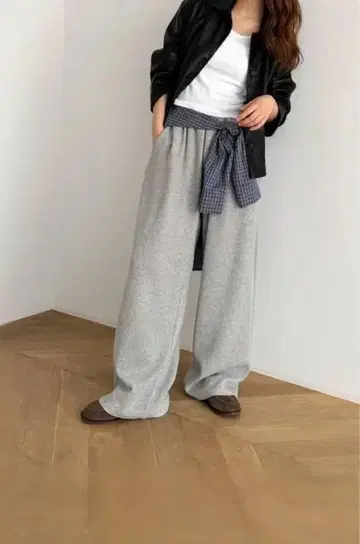 캐널진 스웨트 팬츠 그레이