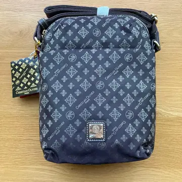 미사용 새상품 크리스천 올리비에 초코색 백