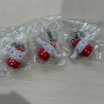 산리오 메지루시 액세서리 딸기 키티 시나모롤