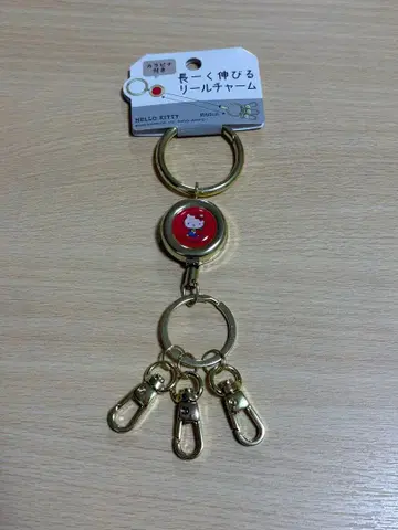 길게 늘어나는 릴 참 헬로키티