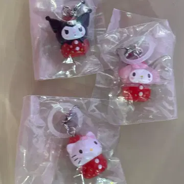 산리오 캐릭터즈 딸기 메지루시 액세서리 가챠 2