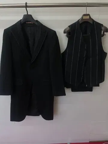 초특가 무료배송 중고 턱시도 S-1219-26 AM 블랙 계열