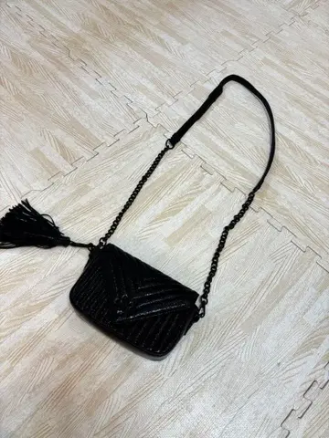 빅토리아시크릿 숄더백 블랙