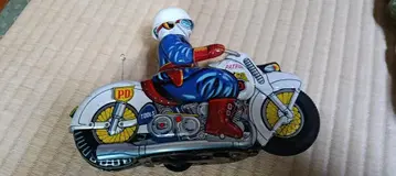 레트로한 양철제 폴리스 바이크