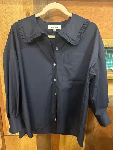 엔폴드 2025AW 네이비 사이즈 38 프릴 블라우스 택 포함
