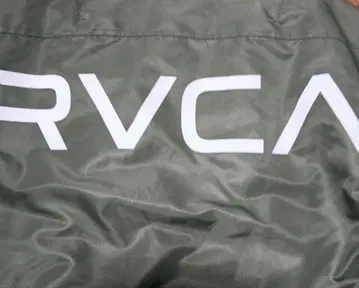 RVCA 올리브 카키 봄버 자켓