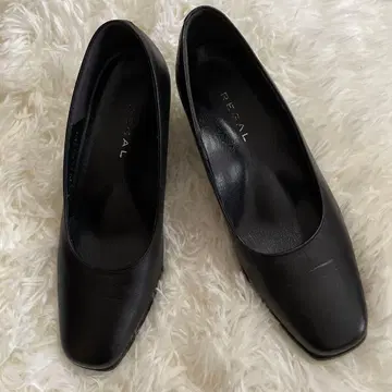 REGAL 블랙 펌프스 스퀘어토