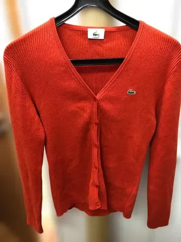 새상품급 LACOSTE 라코스테 리브 편 긴팔 가디건 오렌지 사이즈 42