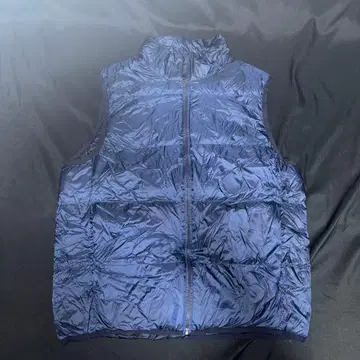 UNIQLO 울트라 라이트 다운 베스트