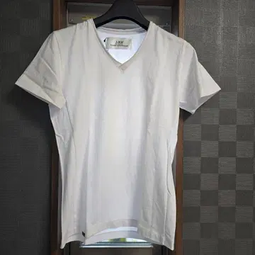 AKM 반팔 티셔츠