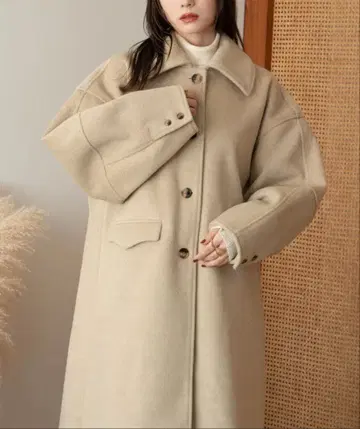 hinari 미니 샤기 롱 코트 베이지