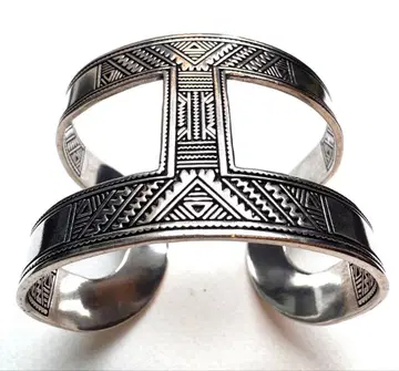 [ 새상품 미사용 ] 투아레그족 은제 실버 925 H형 뱅글