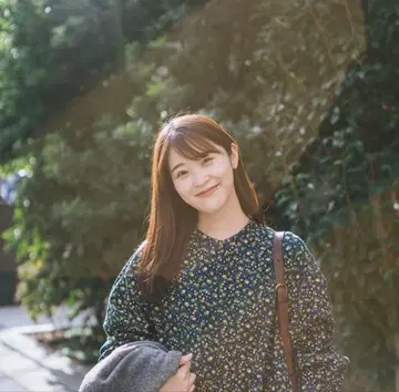 이스타일 기모 플라워 프린트 티어드 원피스