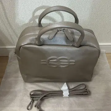 ear 핸드백 숄더백